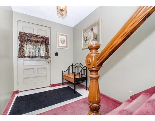 25 Reed Avenue Everett, MA 02149 - Photo 4 of 23 Gallery Image 4