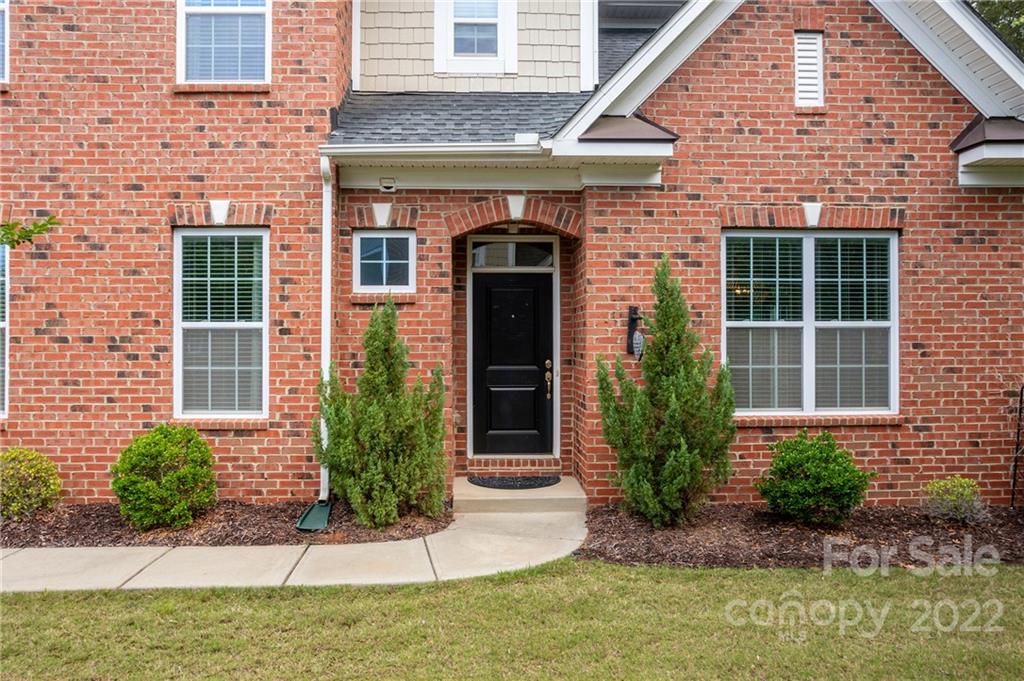 907 Ospre Lane Fort Mill, SC 29708 - Photo 4 of 39