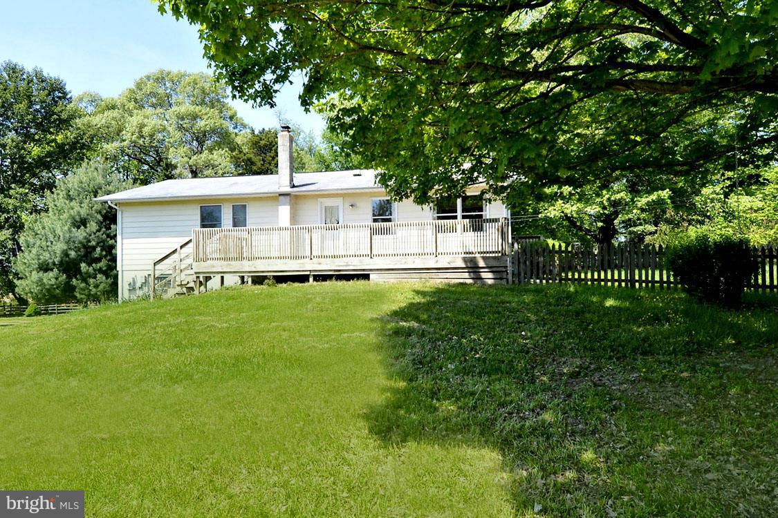 5507 Brooks Woods Road Lothian, MD 20711 - Photo 17 of 30 Relax and Entertain Under Sun and Stars