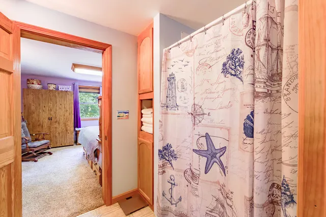 $349,900 | 56 Gross Neck Road, Waldoboro, ME 04572