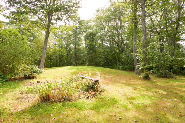 $349,900 | 56 Gross Neck Road, Waldoboro, ME 04572