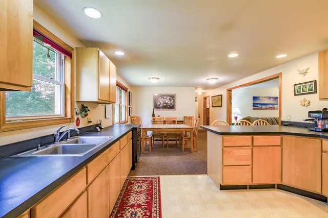 $349,900 | 56 Gross Neck Road, Waldoboro, ME 04572