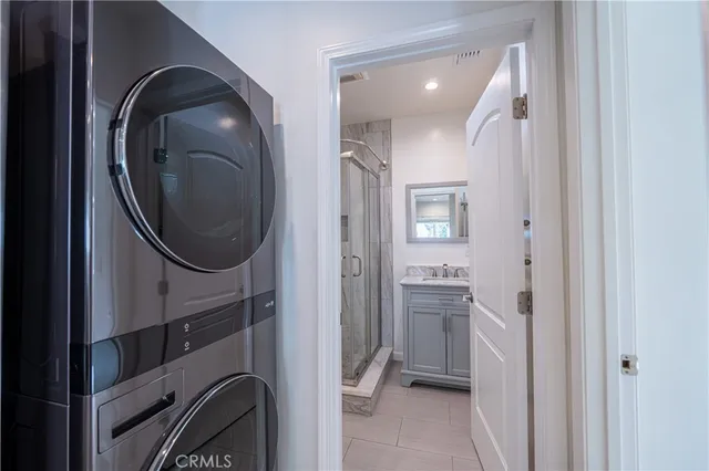 $2,200 | 10932 Oro Vista Avenue, Sunland, CA 91040