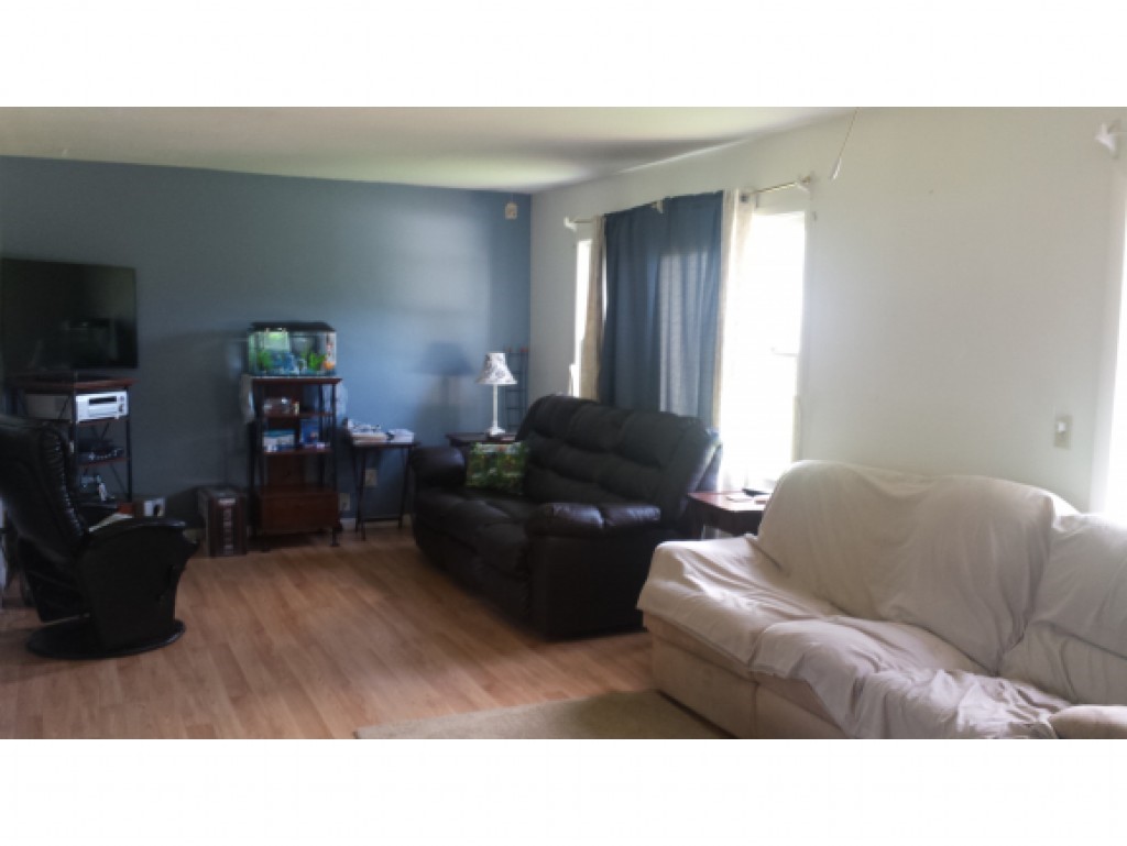 737 Salmon Falls Road Rochester, NH 03868 - Photo 3 of 7