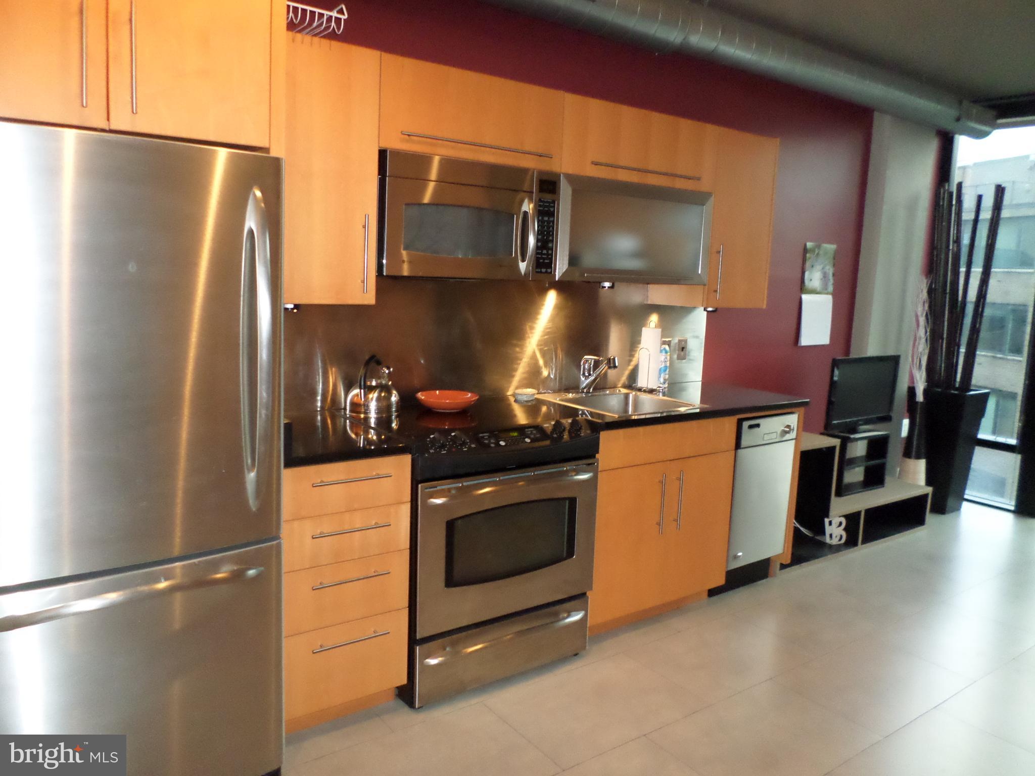 1133 14th Street Northwest, Unit 903 Washington, DC 20005 - Photo 9 of 18 Kitchen
