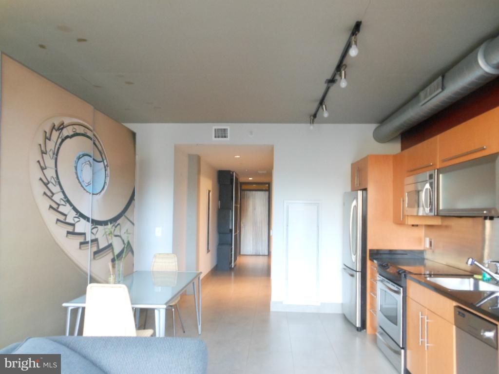 1133 14th Street Northwest, Unit 903 Washington, DC 20005 - Photo 10 of 18 Living Room