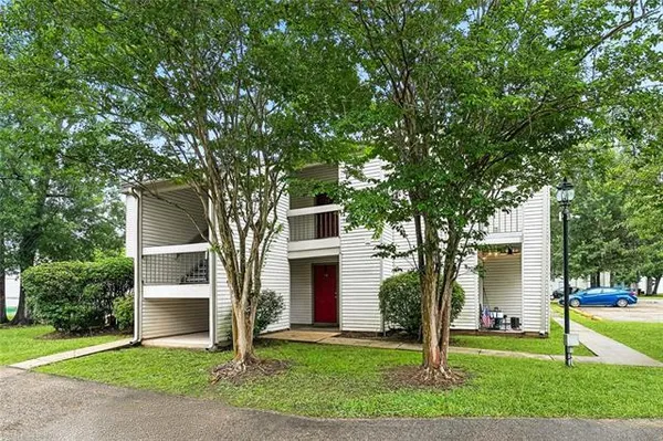 $129,900 | 1512 Parkview Boulevard, Unit 1512, Mandeville, LA 70471