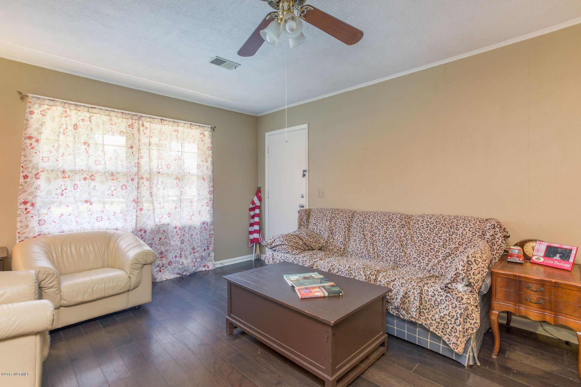 415 Kelly Road Wilmington, NC 28409 - Photo 11 of 21 9