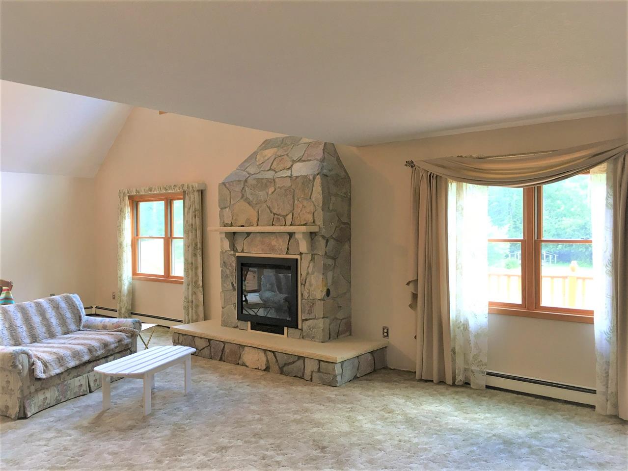 4136 North Flajole Road Rhodes, MI 48652 - Photo 6 of 32