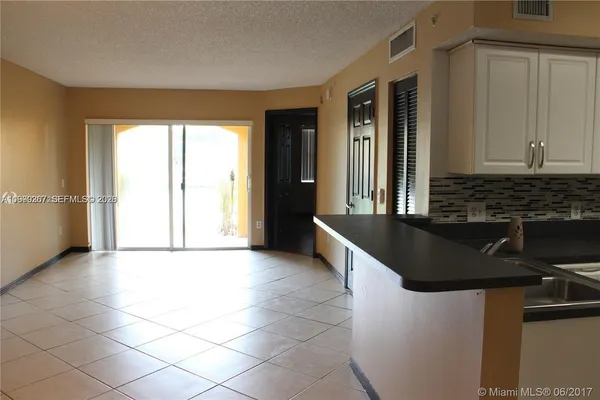 $1,850 | 9640 Northwest 2nd Street, Unit 106, Pembroke Pines, FL 33024