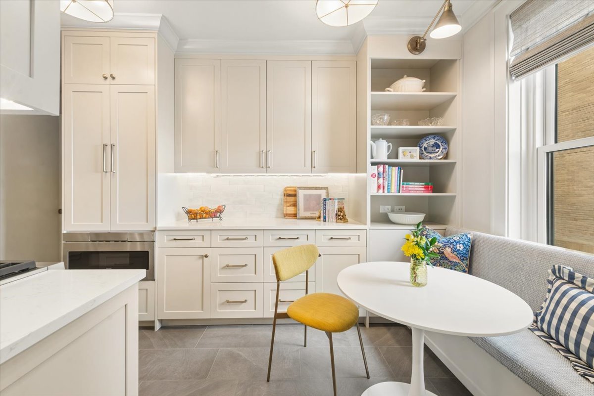 3100 North Sheridan Road, Unit 10E Chicago, IL 60657 - Photo 14 of 41 Gallery Image 14