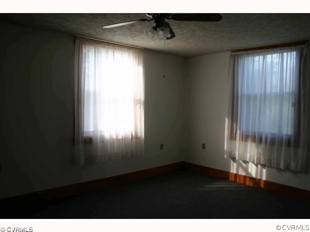 3620 Shepherd Spring Road Gum Spring, VA 23065 - Photo 8 of 8 a view of an empty room and window