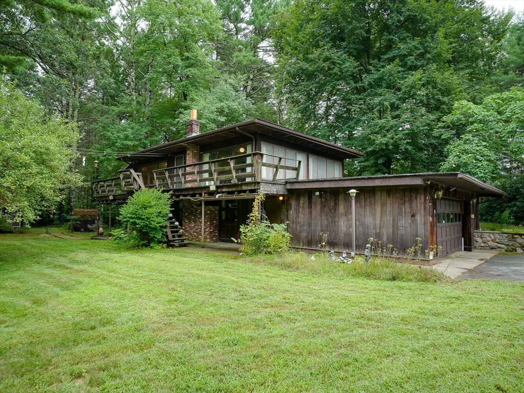 47 Mechanic Street Upton, MA 01568 - Photo 1 of 28 Gallery Image 1
