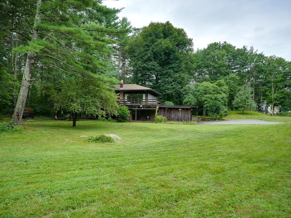 47 Mechanic Street Upton, MA 01568 - Photo 4 of 28 Gallery Image 4