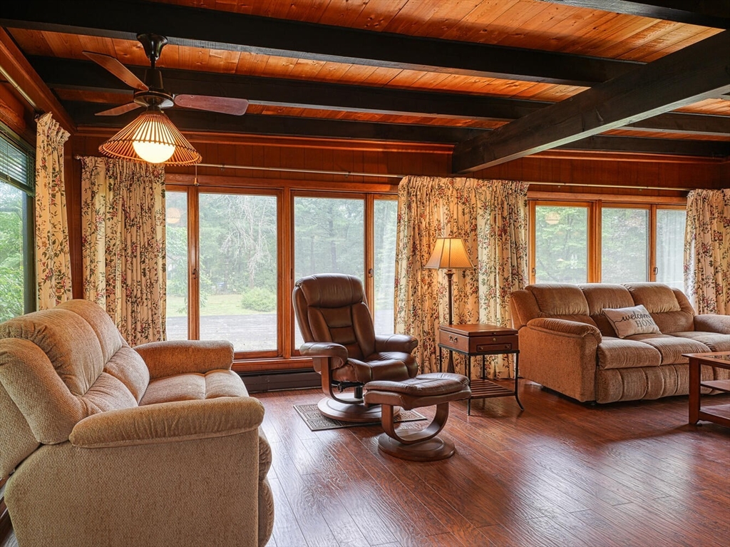 47 Mechanic Street Upton, MA 01568 - Photo 10 of 28 Gallery Image 10