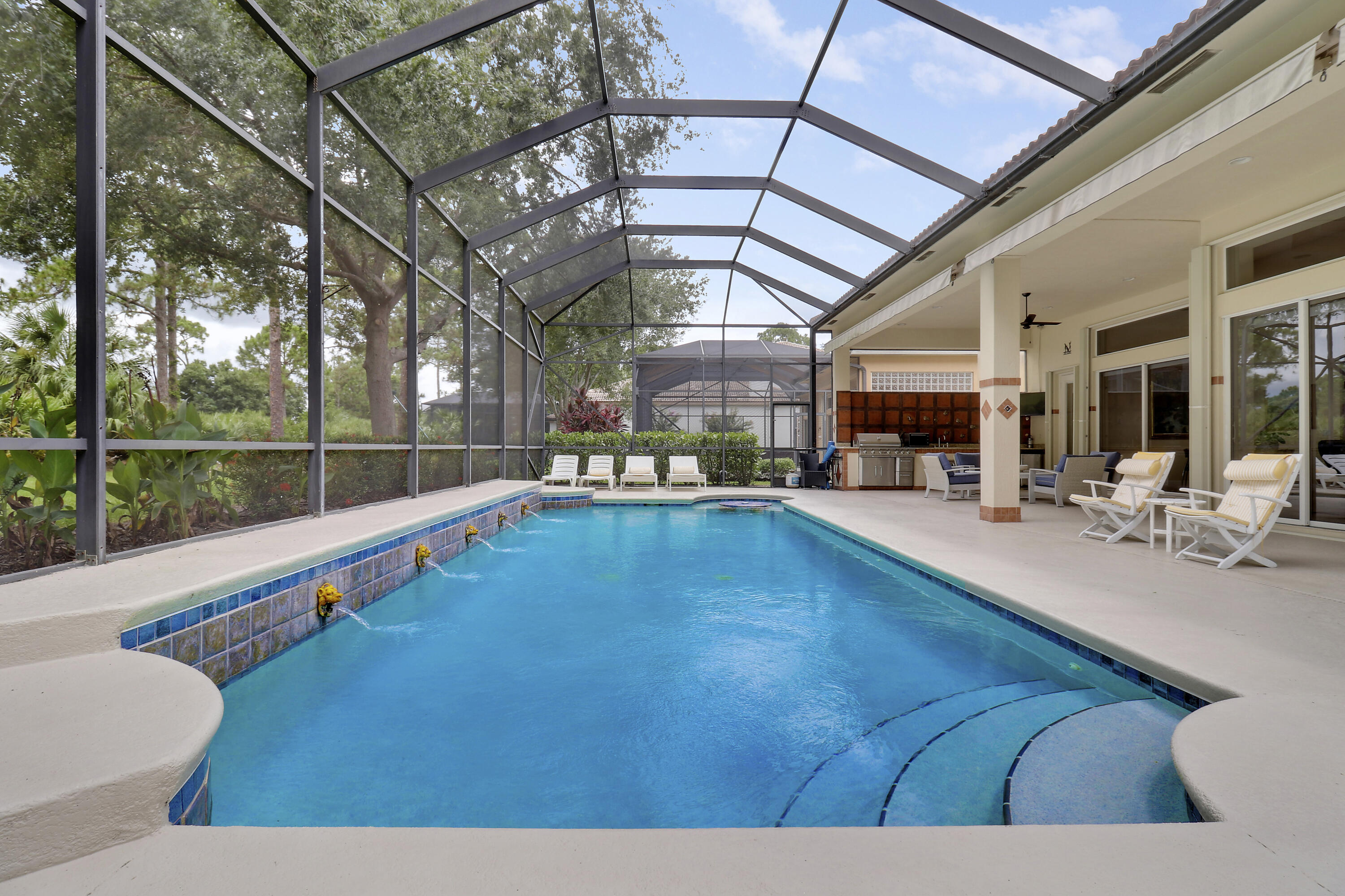 8613 Tompson Point Road Port St. Lucie, FL 34986 - Photo 46 of 78 Screened Pool