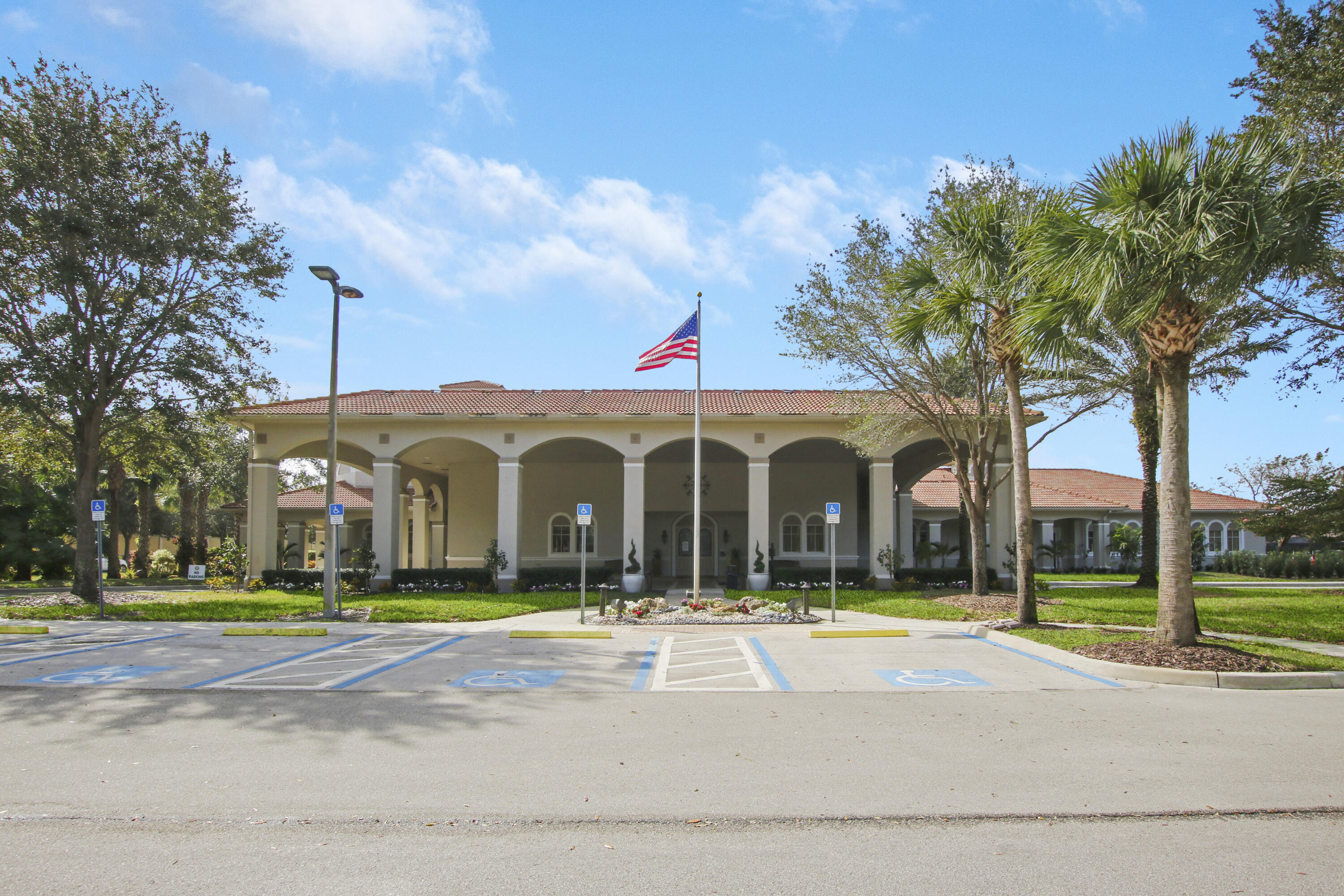 8613 Tompson Point Road Port St. Lucie, FL 34986 - Photo 68 of 78 Front of Island Club