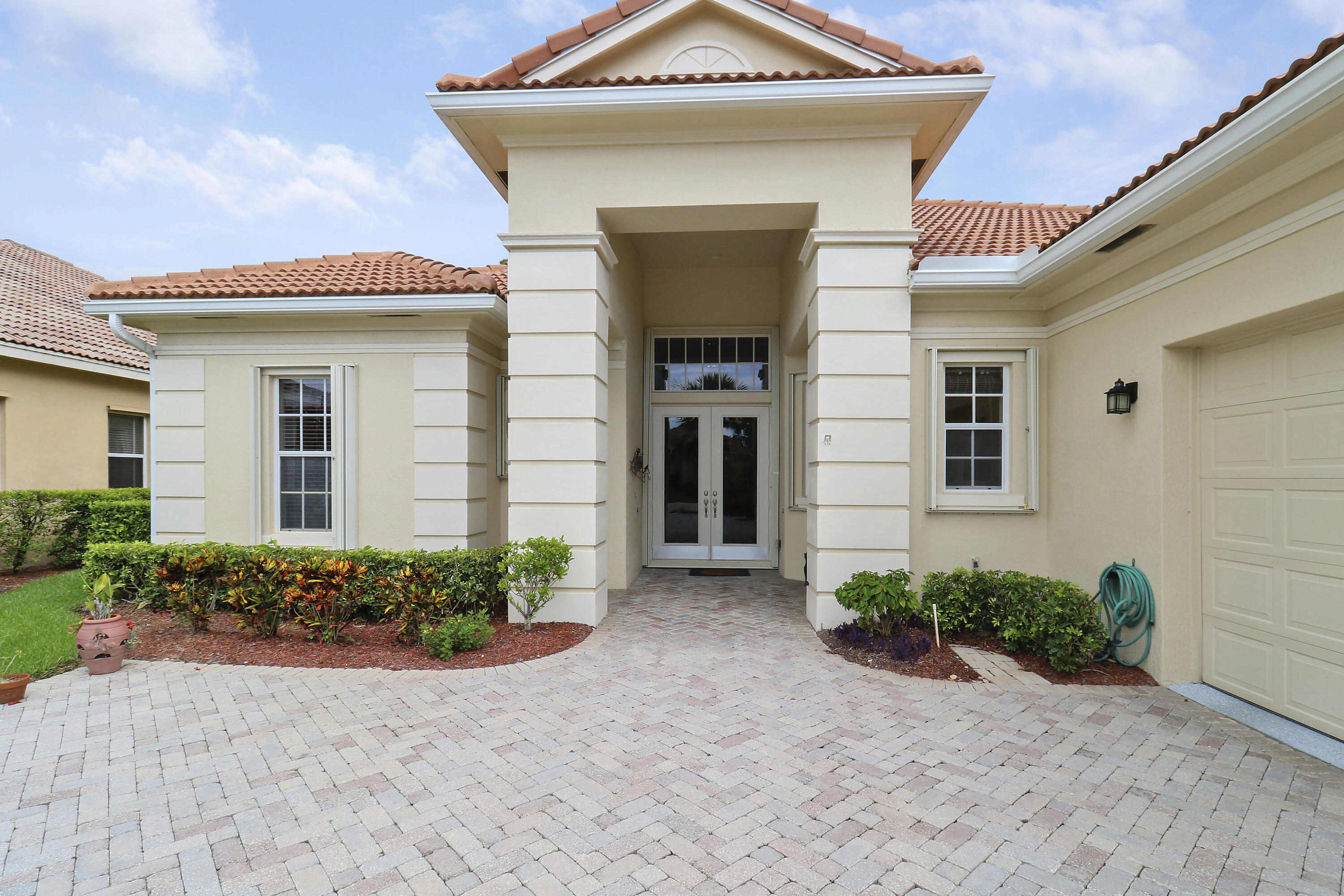 8613 Tompson Point Road Port St. Lucie, FL 34986 - Photo 7 of 78 Front of Property
