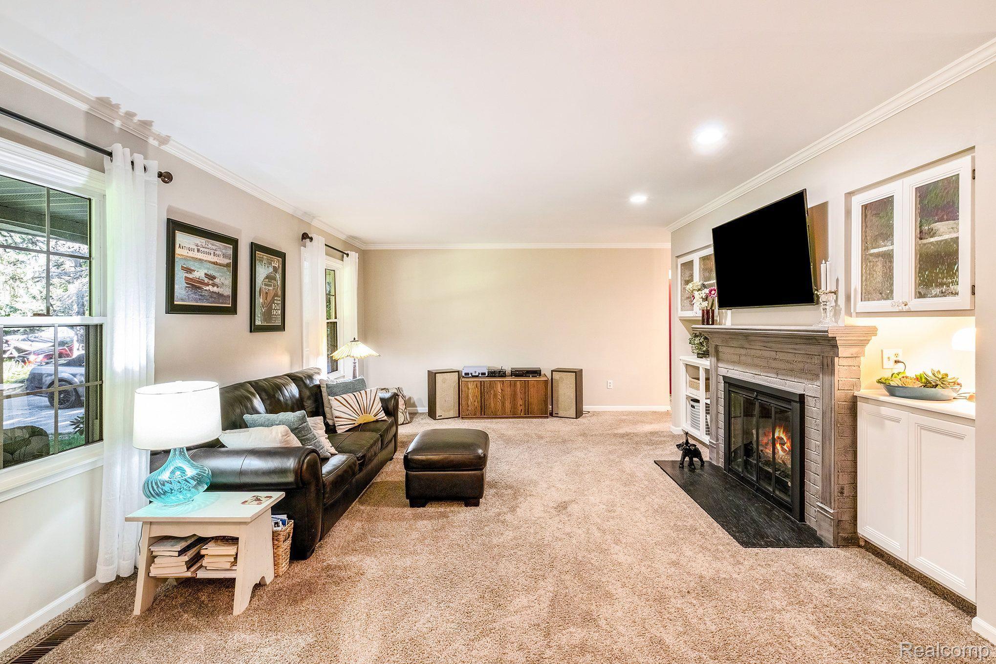 3090 Mason Road Howell, MI 48843 - Photo 8 of 33 Gallery Image 8