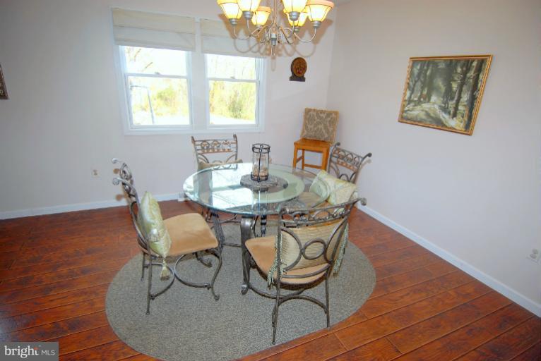 43188 Spinks Ferry Road Leesburg, VA 20176 - Photo 8 of 30 Dining Room