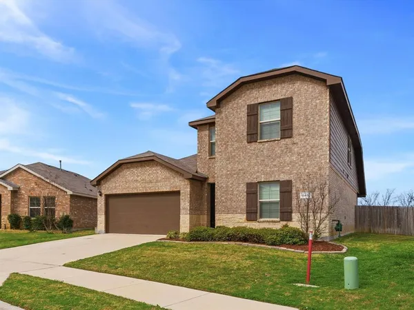$319,900 | 10450 Ft Cibolo Trail, Crowley, TX 76036