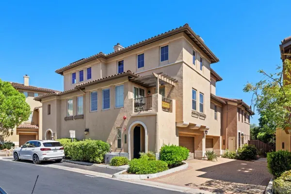 $1,025,000 | 2734 Piantino Circle, San Diego, CA 92108