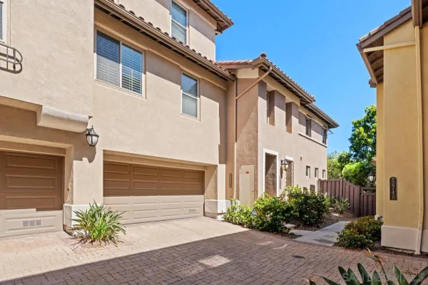 $1,025,000 | 2734 Piantino Circle, San Diego, CA 92108