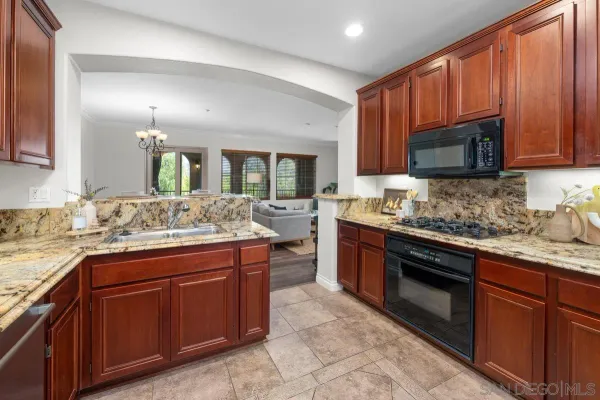 $1,025,000 | 2734 Piantino Circle, San Diego, CA 92108