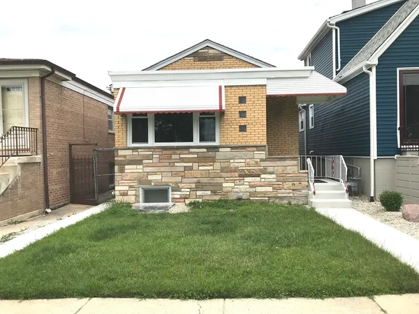 $2,600 | 7646 West 63rd Place, Summit Argo, IL 60501