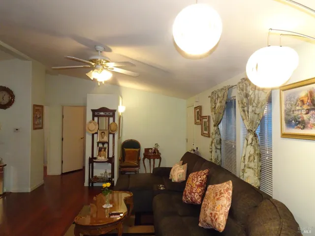 $269,000 | 212 Valencia Drive, Fairfield, CA 94533