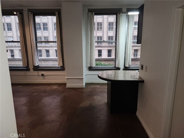 $349,000 | 215 West 7th Street, Unit 411, Los Angeles, CA 90014