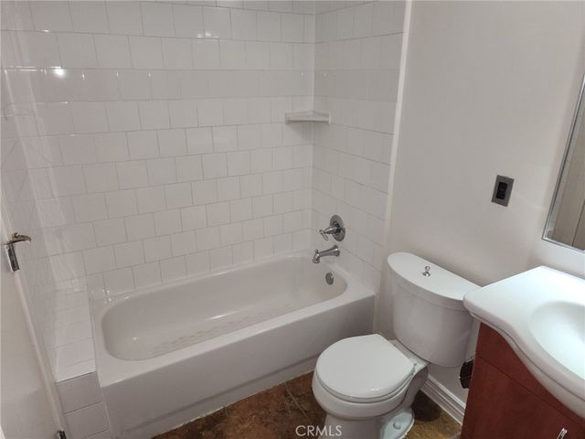 $349,000 | 215 West 7th Street, Unit 411, Los Angeles, CA 90014