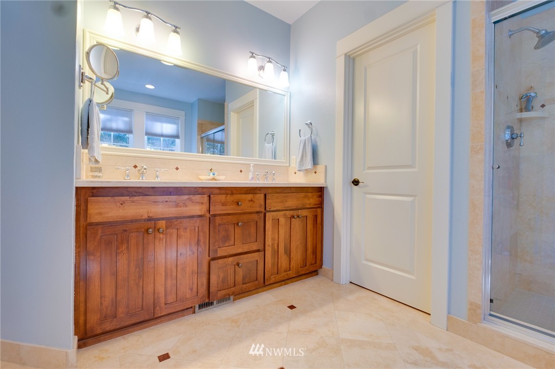 2715 Rocky Point Road Northwest Bremerton, WA 98312 - Photo 15 of 25 Gallery Image 15