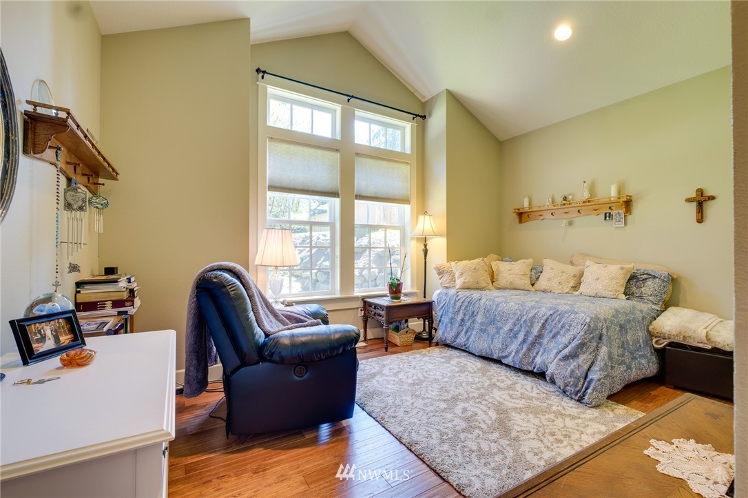 2715 Rocky Point Road Northwest Bremerton, WA 98312 - Photo 16 of 25 Gallery Image 16