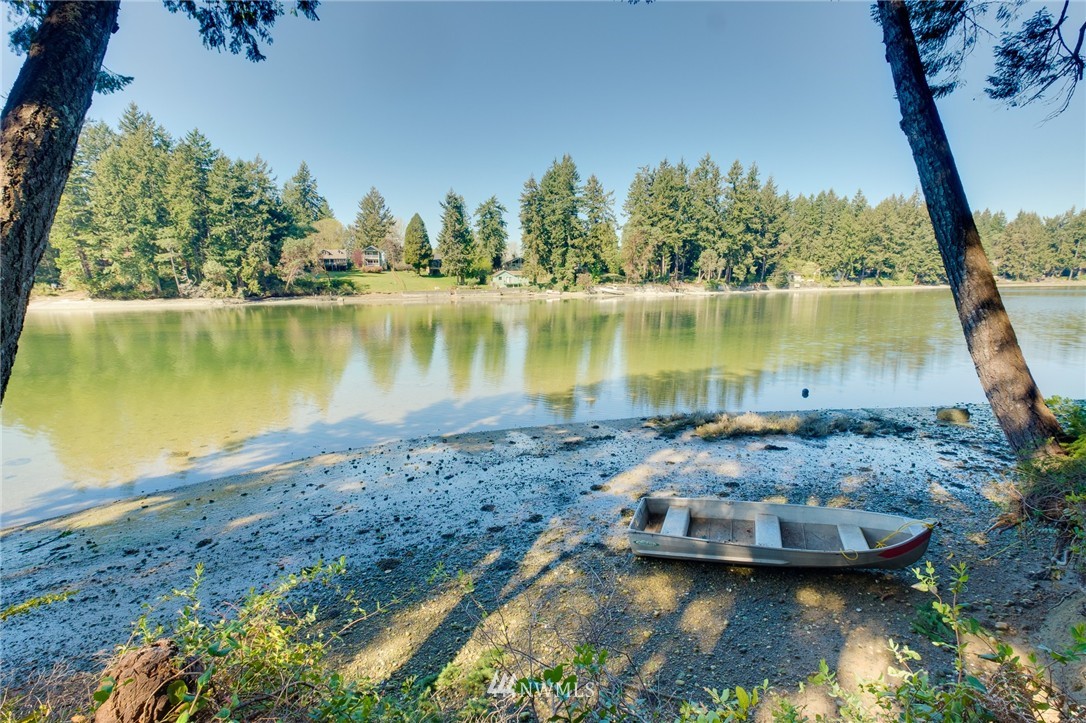 2715 Rocky Point Road Northwest Bremerton, WA 98312 - Photo 23 of 25 Gallery Image 23