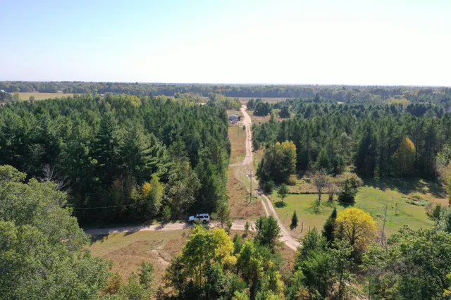 $98,000 | Xxx Xxx Bluebird Trail, Webster, WI 54893