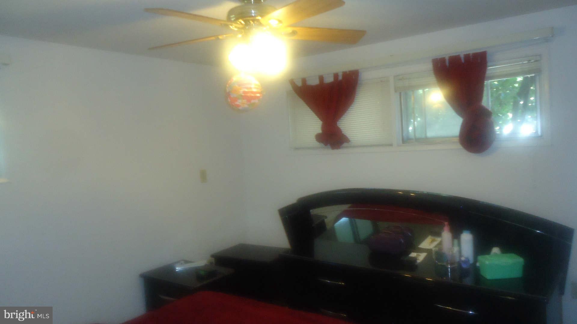 7119 Highland Street Springfield, VA 22150 - Photo 15 of 27 Bedroom (Master)