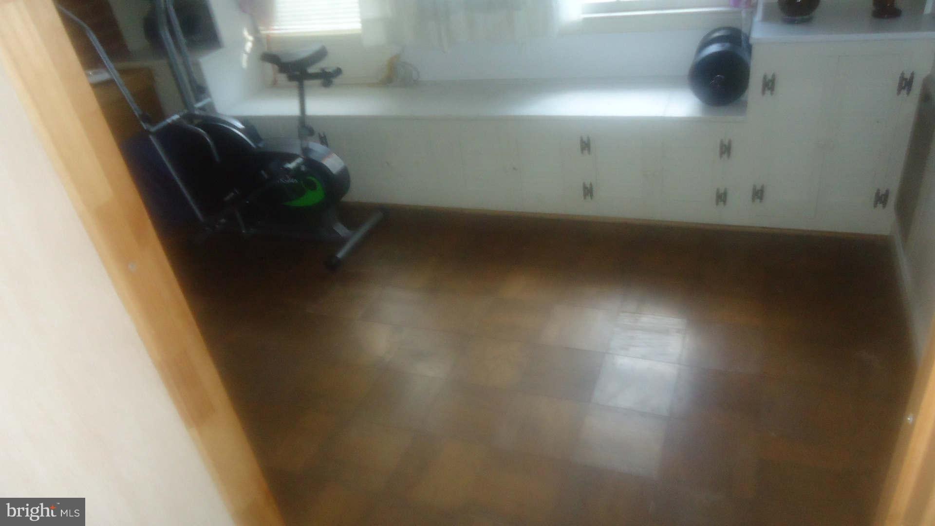 7119 Highland Street Springfield, VA 22150 - Photo 21 of 27 Interior (General)