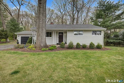 $799,000 | 30 Archer Lane, Stamford, CT 06905