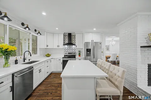 $799,000 | 30 Archer Lane, Stamford, CT 06905