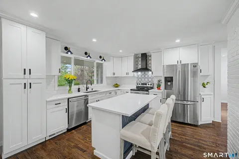 $799,000 | 30 Archer Lane, Stamford, CT 06905