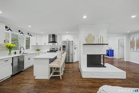 $799,000 | 30 Archer Lane, Stamford, CT 06905