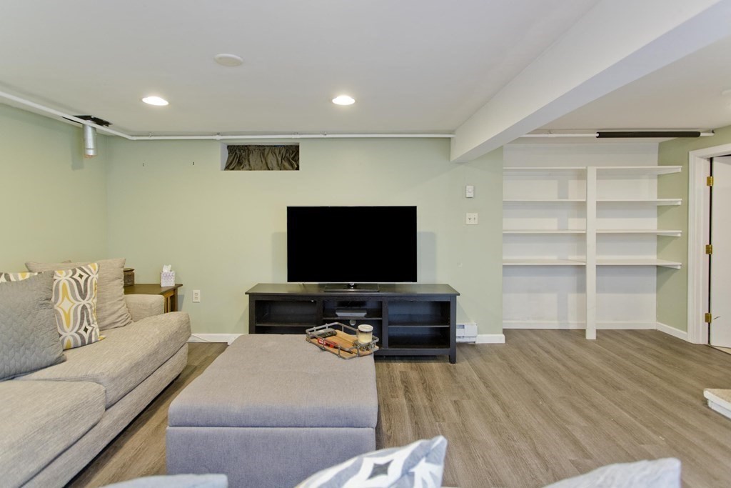 104 Ashbrook Street Springfield, MA 01118 - Photo 34 of 42 Gallery Image 34