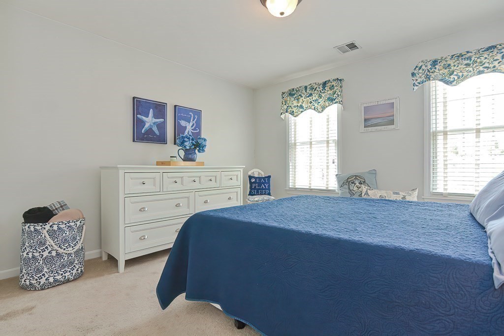 205 Morgan Road Northbridge, MA 01588 - Photo 18 of 39