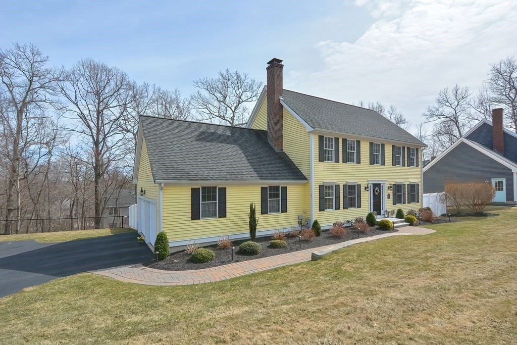 205 Morgan Road Northbridge, MA 01588 - Photo 38 of 39