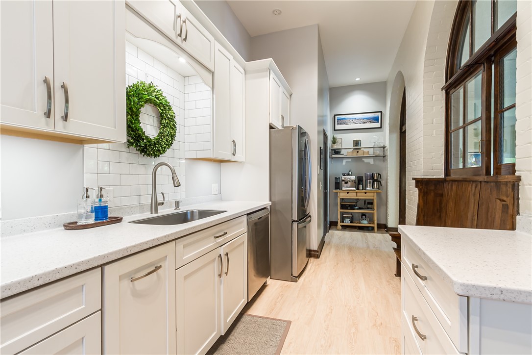 906 Meigs Street Rochester, NY 14620 - Photo 12 of 43 White & Brighton Designer Kitchen