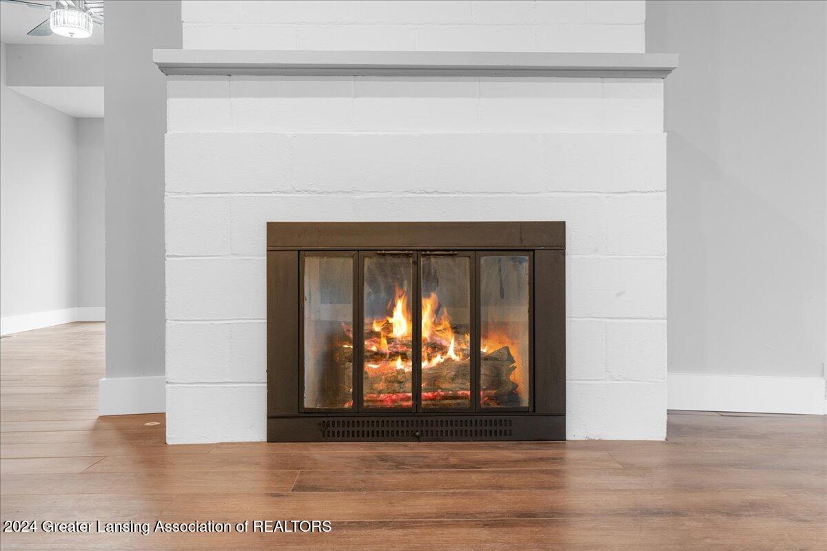 615 Clement Road Lansing, MI 48917 - Photo 10 of 33 13-Media Jett - 24