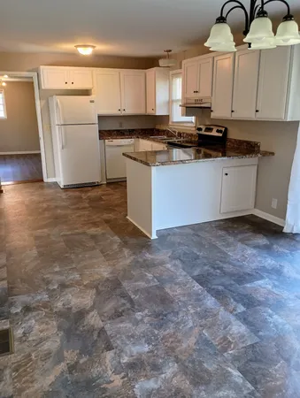 $2,100 | 204 Hazelwood Drive, Hendersonville, TN 37075