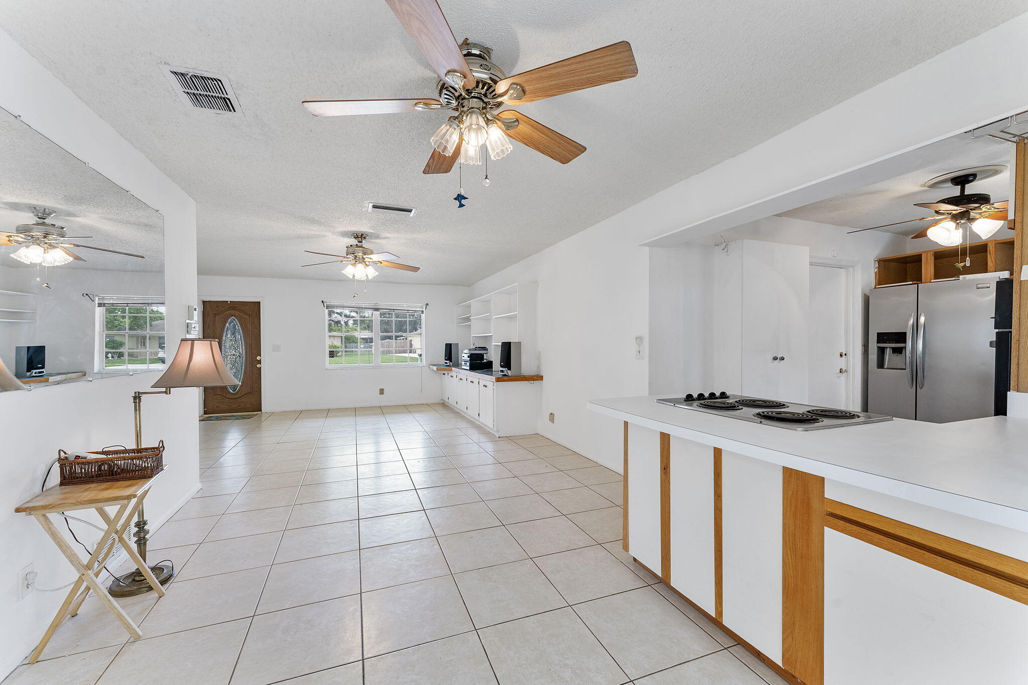 19592 Colorado Circle Boca Raton, FL 33434 - Photo 9 of 32 Dining area