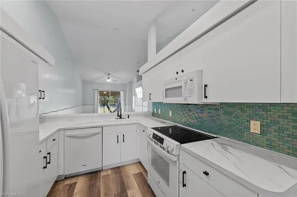 $2,100 | 21330 Lancaster Run, Unit 1228, Estero, FL 33928